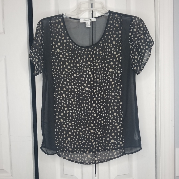 Forever 21 Tops - Shirt